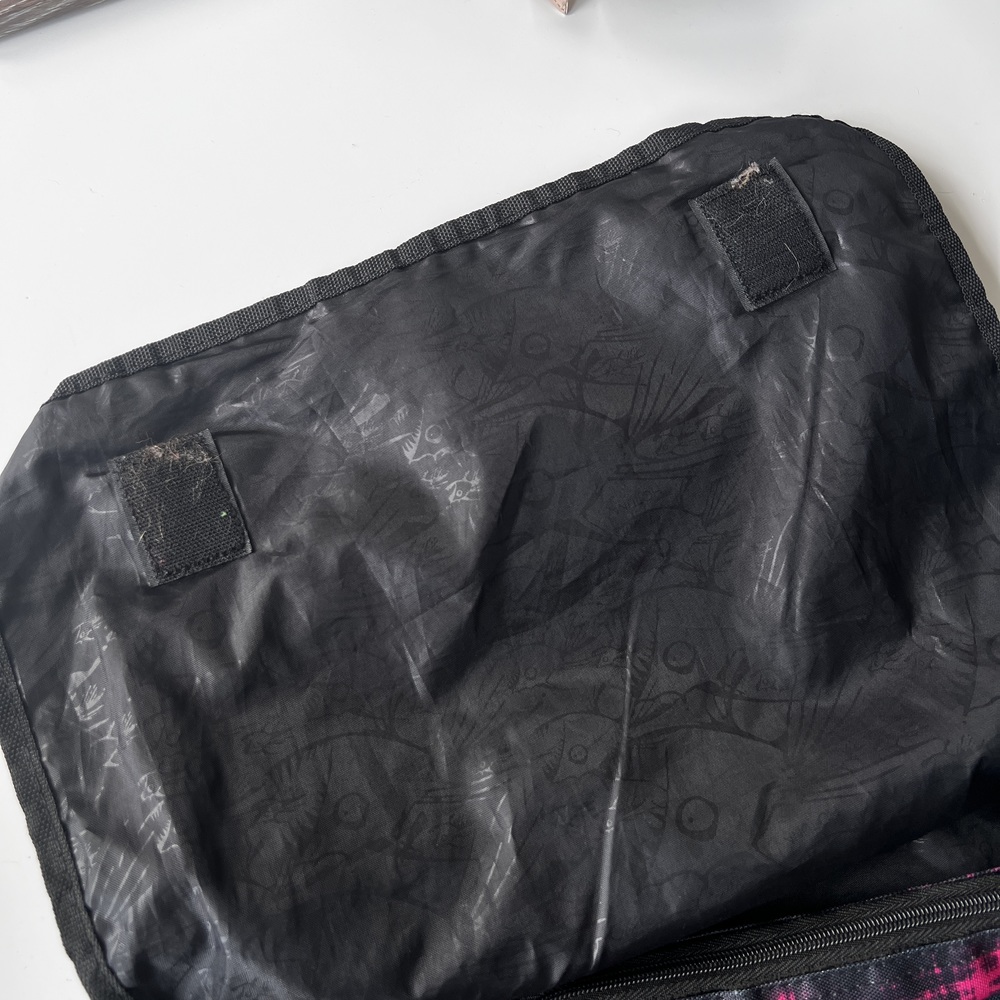 Hot Tuna pink black crossbody satchel bag - Picture 4 of 13